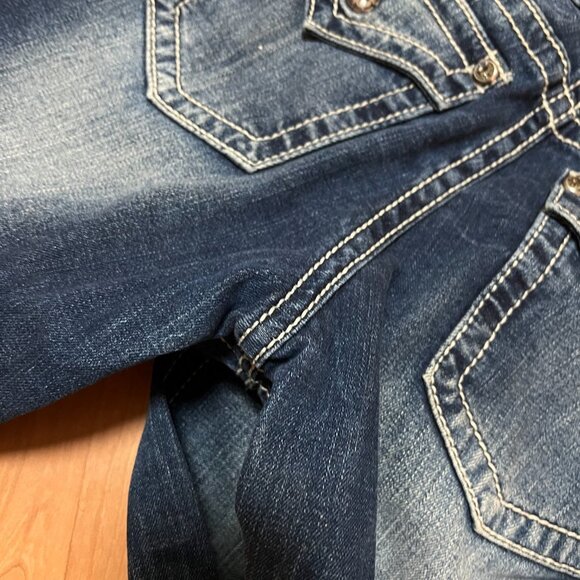 Miss Me JS4009C9 Crop Rhinestone Embellished Detail Jeans Size 29 - Picture 3 of 7